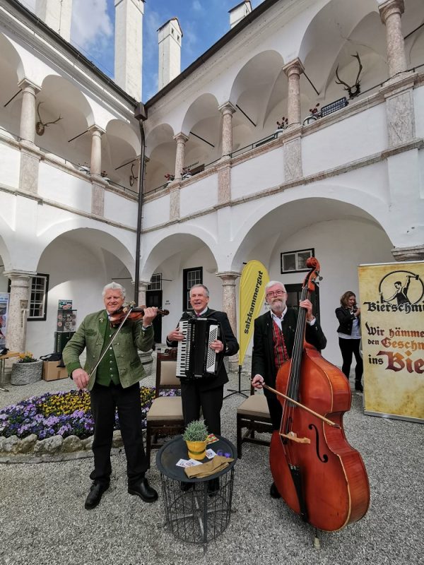 Ausseer Salonmusi Schloss Orth-750x1000